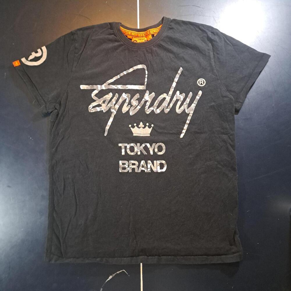 Superdry Men's Black and Grey T-shirt